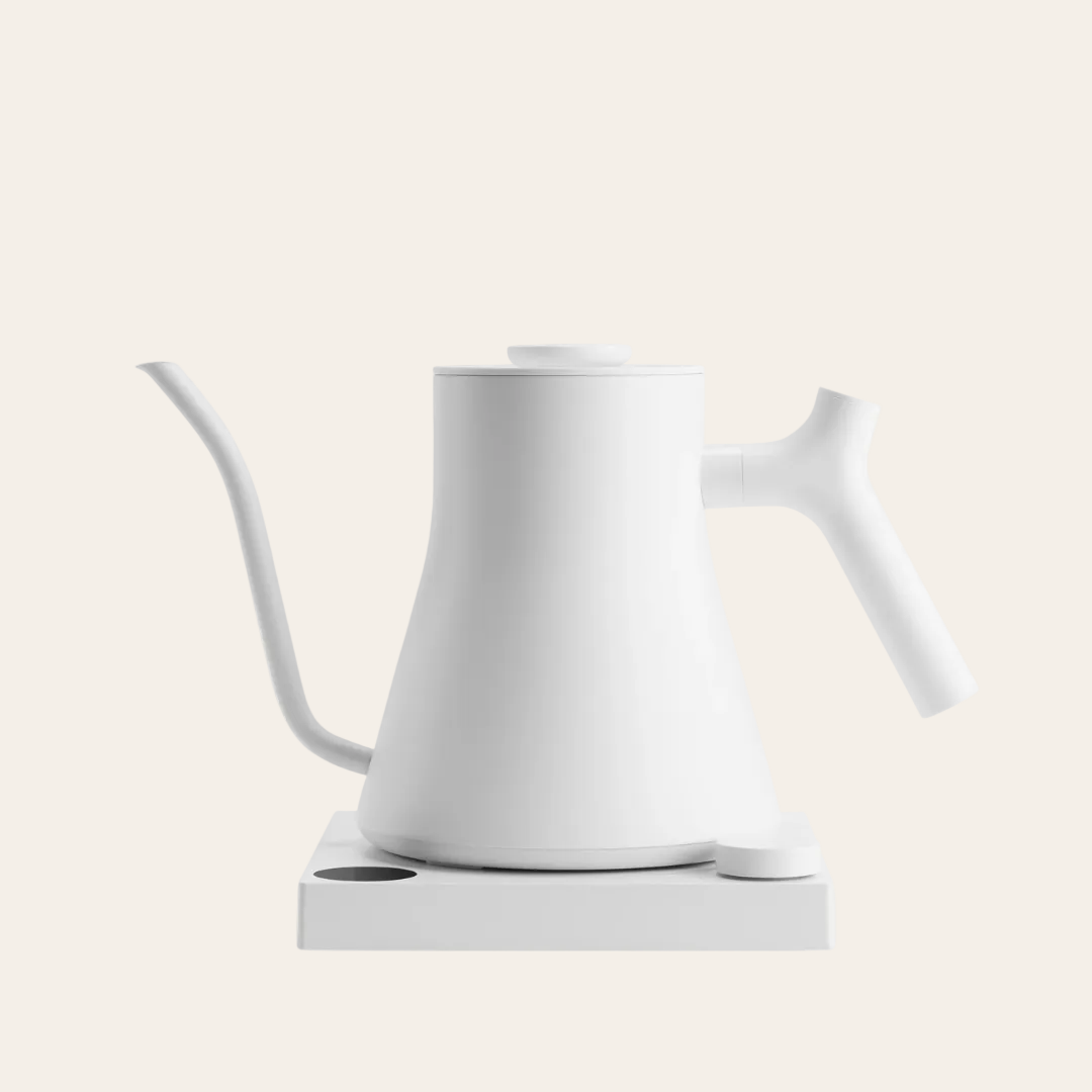 Fellow（フェロー）電気ケトル「Stagg EKG」ホワイト FELLOW Stagg EKG Pro Electric Pour Over Kettle – Fernwood Coffee